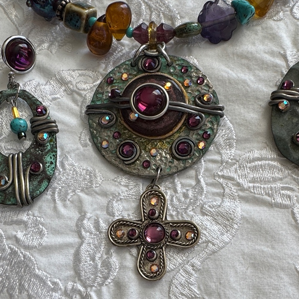 Bohemian Multicolor Beaded Necklace with Matching Earrings - Picture 3 of 12
